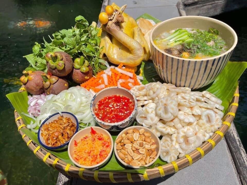 Đặc sản Gỏi gà măng cụt Bình Dương, món ăn được Hiệp hội Văn hóa ẩm thực Việt Nam vinh danh trong Top 121 món ẩm thực tiêu biểu Việt Nam.